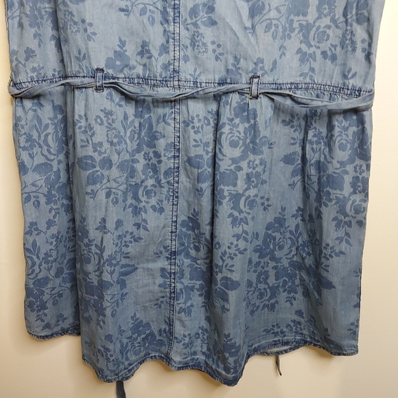 Levi's Denim Floral Dress With Pockets 100% Cotton - Picture 9 of 12